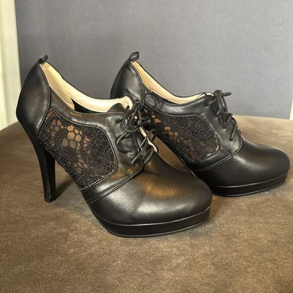 Women’s Black High Heel Lace Up Booties with Lace Detail EU40 Size 9/9.5 US NEW - Picture 8 of 12